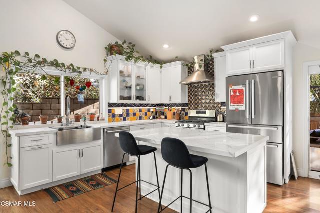 3348 Holloway Street, Newbury Park CA: https://media.crmls.org/mediaz/3b709b70-79b0-4988-a07d-fce1239c439f.jpg