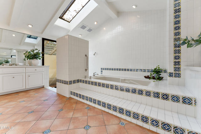 Detail Gallery Image 44 of 75 For 1400 Pasqualito Dr, San Marino,  CA 91108 - 5 Beds | 3/1 Baths