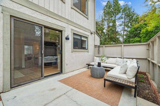 4922 Pony Pass Circle, San Jose CA: https://media.crmls.org/mediaz/3b71419c-fe56-4b06-80a6-20754c5814eb.jpg