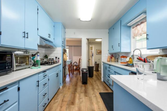 2085 Addison Avenue, East Palo Alto CA: https://media.crmls.org/mediaz/3b7148b1-2ad2-4491-a73f-c09fe79986c8.jpg
