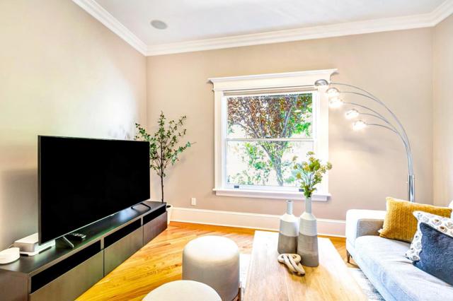 190 S 15th Street, San Jose CA: https://media.crmls.org/mediaz/3b715a6f-3e7e-4966-afa2-5f4fe305921f.jpg