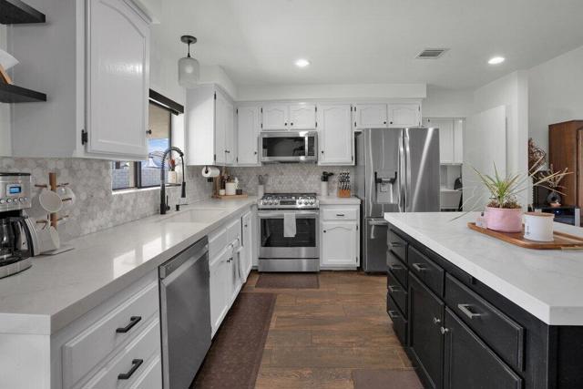 42680 Glass Drive, Bermuda Dunes CA: https://media.crmls.org/mediaz/3b72d509-0fa7-4047-b1d3-b2b8960e32a3.jpg