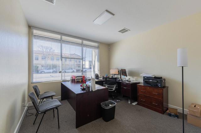 Image 26 of 35 For 109 Alisal Street