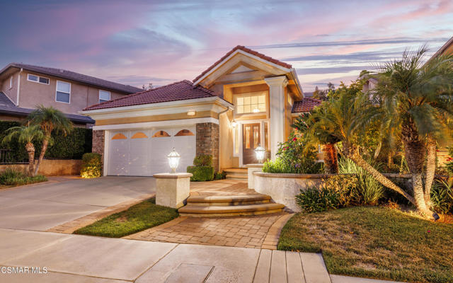 20769 Lugano Way, Porter Ranch CA: https://media.crmls.org/mediaz/3b746bf2-e834-4403-b8f8-be8b58a89910.jpg