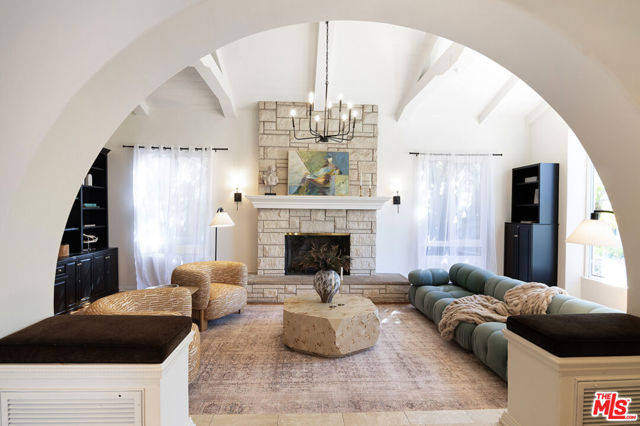 110 S Fuller Avenue, Los Angeles CA: https://media.crmls.org/mediaz/3b746e13-37be-47f7-bb6b-346a6e885b48.jpg