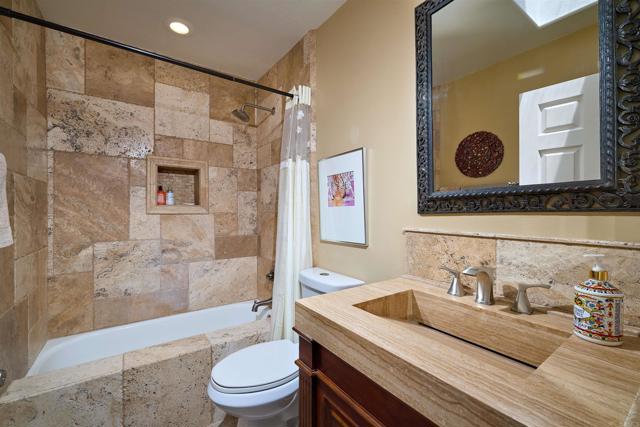 Detail Gallery Image 18 of 36 For 4547 Cordoba Way, Oceanside,  CA 92056 - 2 Beds | 2 Baths