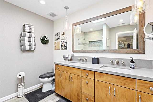 Detail Gallery Image 30 of 44 For 3743 Rosemary Way, Oceanside,  CA 92057 - 2 Beds | 2 Baths