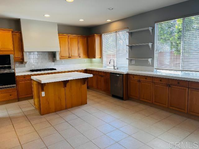 Detail Gallery Image 37 of 71 For 7965 Grado El Tupelo, Carlsbad,  CA 92009 - 4 Beds | 2/1 Baths