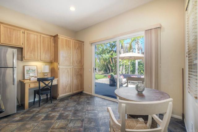 Detail Gallery Image 18 of 30 For 1701 Hilo Dr, Vista,  CA 92081 - 3 Beds | 2/1 Baths