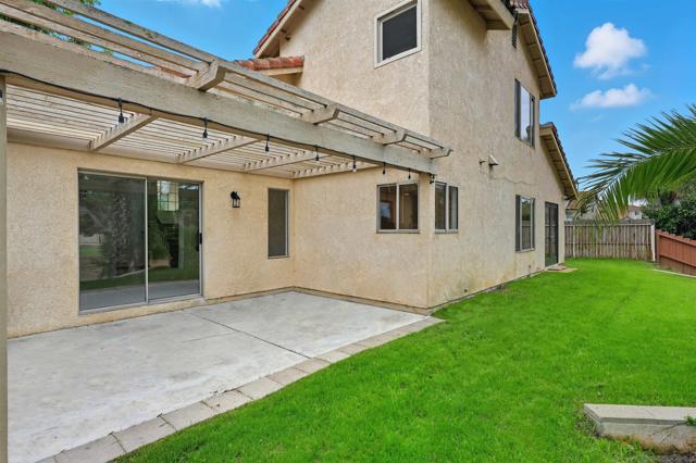 4596 Coronado Drive, Oceanside CA: https://media.crmls.org/mediaz/3b7800dd-eb01-4a5a-a148-302942d2784c.jpg