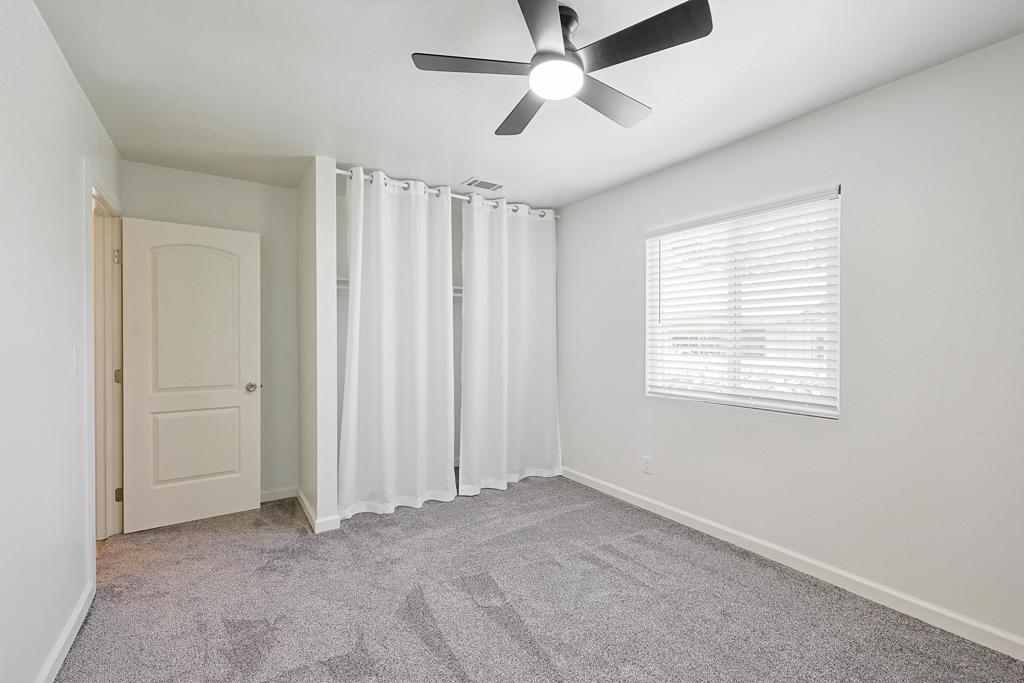 MLS #250032603SD image #23