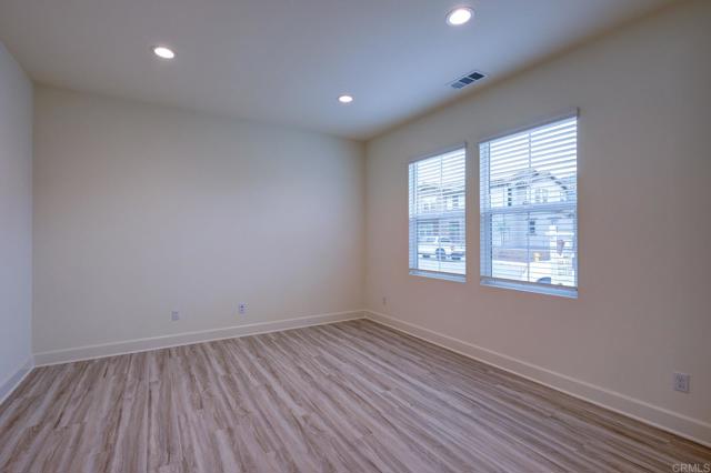Detail Gallery Image 17 of 38 For 2981 Orchard Glen, Escondido,  CA 92026 - 5 Beds | 4 Baths
