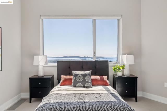 25 Diablo Dr, Oakland CA: https://media.crmls.org/mediaz/3b792b28-711e-4083-9d66-d5ed8de5baef.jpg