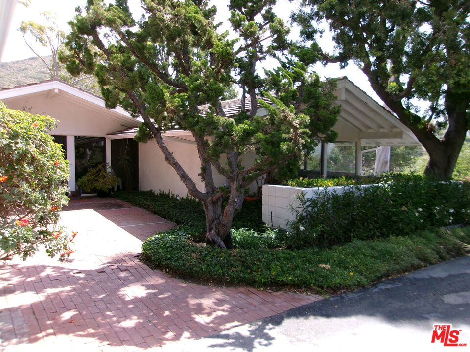 6349 Sycamore Meadows Drive