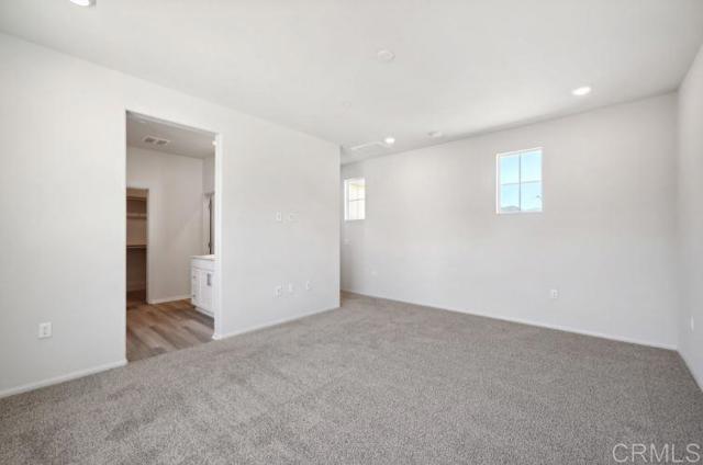 19420 Brush Creek Way, Lake Elsinore CA: https://media.crmls.org/mediaz/3b79ebe9-c663-48be-aff7-022d80bf29d5.jpg