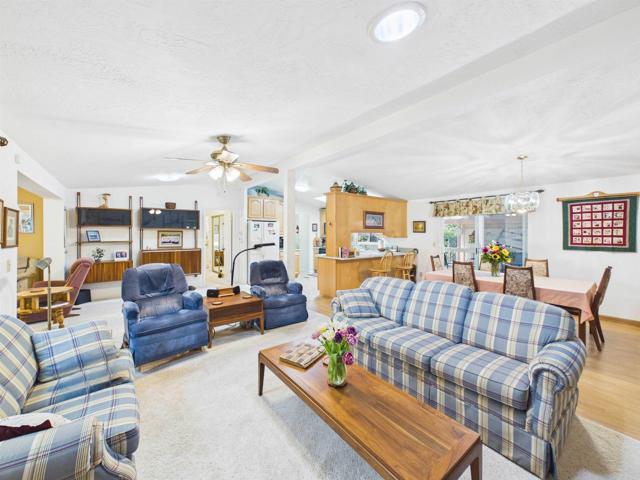 Detail Gallery Image 4 of 48 For 18218 Paradise Mountain Rd #220,  Valley Center,  CA 92082 - 3 Beds | 2 Baths