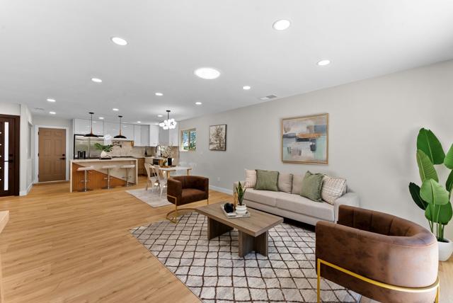 Detail Gallery Image 3 of 52 For 4984 Gaylord Dr, San Diego,  CA 92117 - 3 Beds | 2 Baths