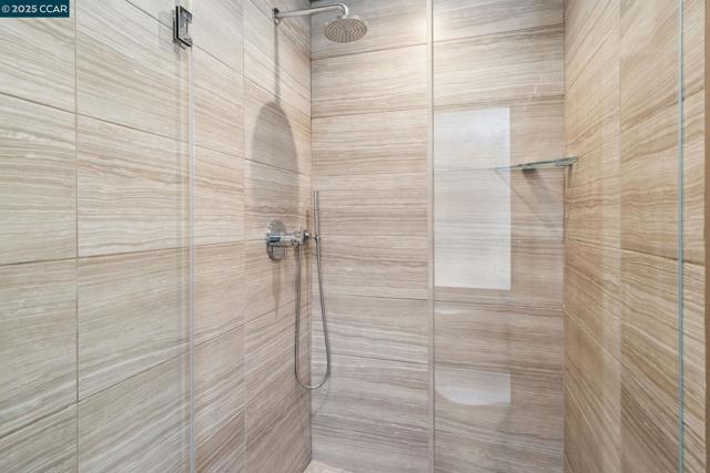 225 Vagabond Ct, Alamo CA: https://media.crmls.org/mediaz/3b7b4aa0-6082-4bfa-ba7d-73f5e9860074.jpg