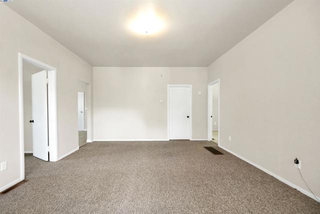 75 Kilkare Rd, Sunol CA: https://media.crmls.org/mediaz/3b7b8c5a-050a-49b4-bc3c-b6f1d189b39d.jpg