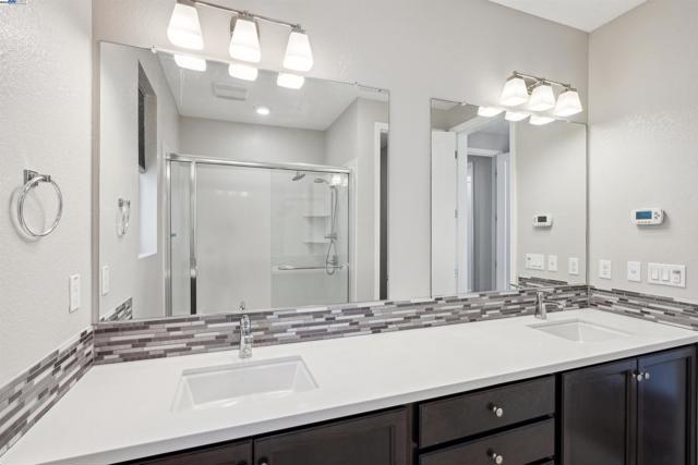 5813 Huntley Ave, Dublin CA: https://media.crmls.org/mediaz/3b7bacf7-e672-4e07-b228-11ddae6fa7da.jpg