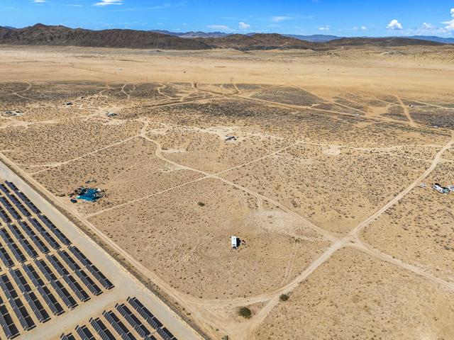0 Sun Mesa Road, Joshua Tree CA: https://media.crmls.org/mediaz/3b7d199e-2788-4d44-9053-96b18b622ae7.jpg