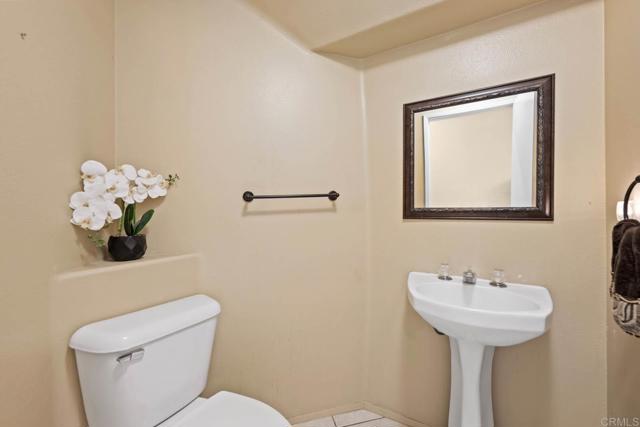 2454 La Costa Avenue, Chula Vista CA: https://media.crmls.org/mediaz/3b7d4107-296e-4667-8487-ddc1581e523d.jpg