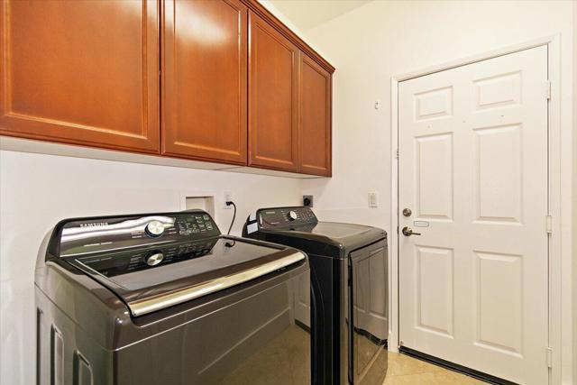 47450 Manteca Court, Indio CA: https://media.crmls.org/mediaz/3b7e35c1-07f5-4204-b157-c0f5c613b913.jpg