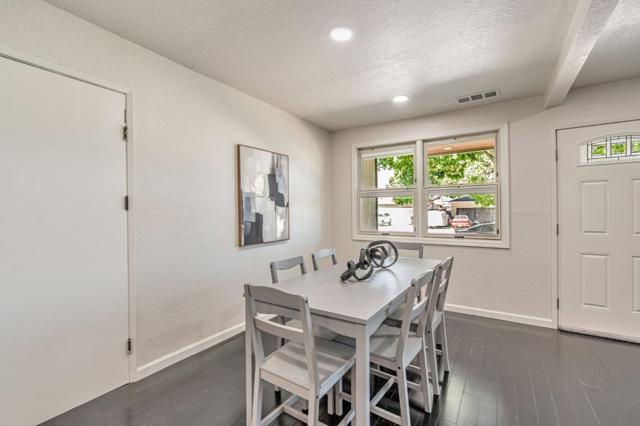 176 Garner Drive, Sunnyvale CA: https://media.crmls.org/mediaz/3b7ef272-1007-4f9d-bee5-dd38eff03340.jpg