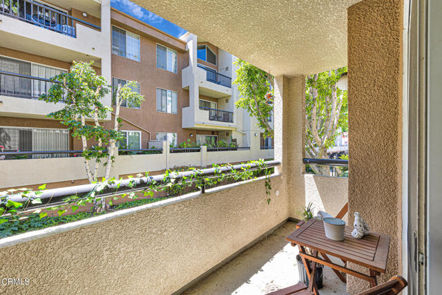 Detail Gallery Image 26 of 33 For 5535 Canoga Ave #119,  Woodland Hills,  CA 91367 - 1 Beds | 1 Baths