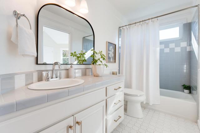 3785 Glen Haven Road, Soquel CA: https://media.crmls.org/mediaz/3b7fed90-a12b-4315-b748-11a76cc9a20f.jpg