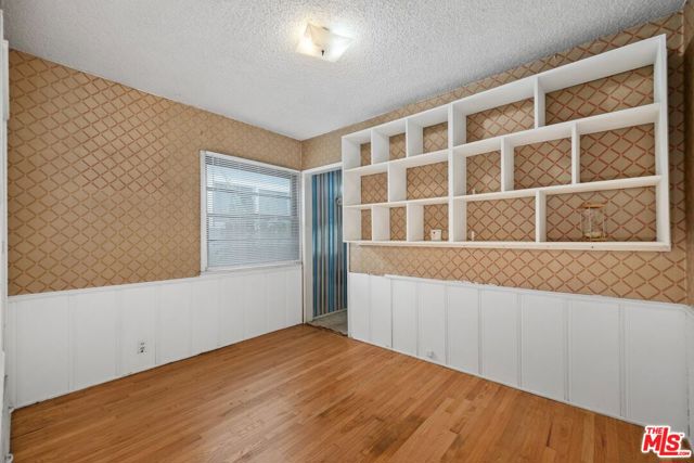 6022 Dauphin Street, Los Angeles CA: https://media.crmls.org/mediaz/3b80b5b1-aead-43c7-9e4f-f0a2312c2ef7.jpg