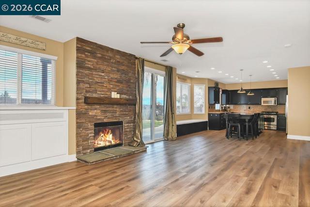 Image 10 of 42 For 361 Clove Way