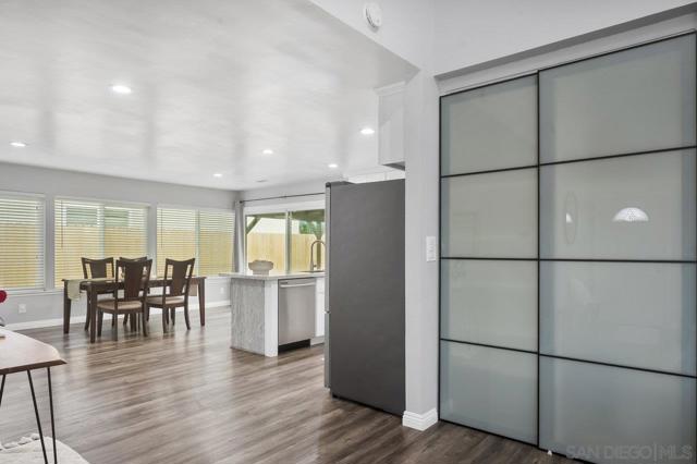 8807 Scorpius Way, San Diego CA: https://media.crmls.org/mediaz/3b81748b-9964-49dc-90b4-a0f48dd8e0b1.jpg
