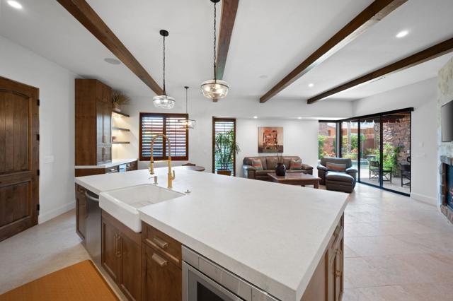 50375 Via Serenidad, La Quinta CA: https://media.crmls.org/mediaz/3b81a75e-744e-4fed-9291-cbe18169c27c.jpg