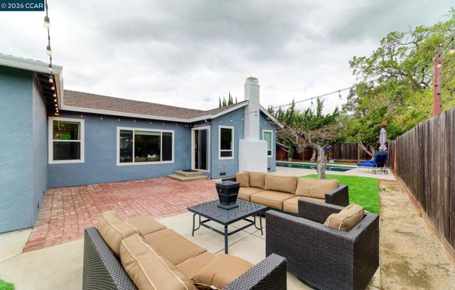 Image 38 of 43 For 23 Capistrano Ct