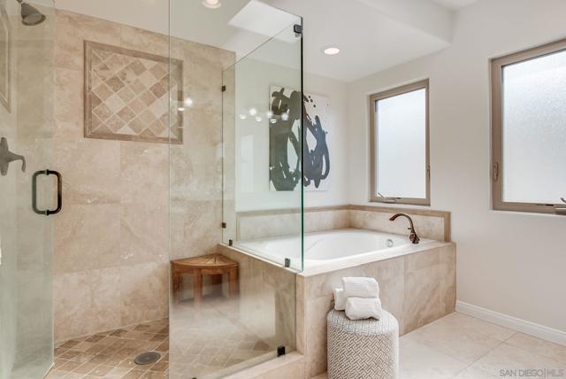 Image 30 of 47 For 7530 Draper Ave  2