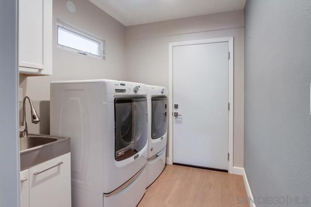 1315 Camino Linda Dr, San Marcos CA: https://media.crmls.org/mediaz/3b82d97d-c604-4854-a108-a145181e22ca.jpg