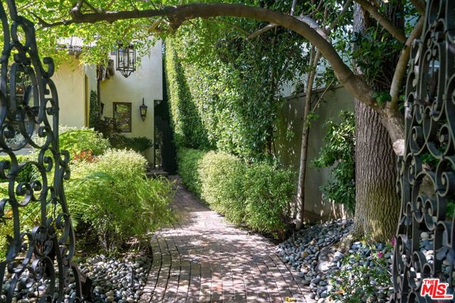 472 23rd Street photo 8