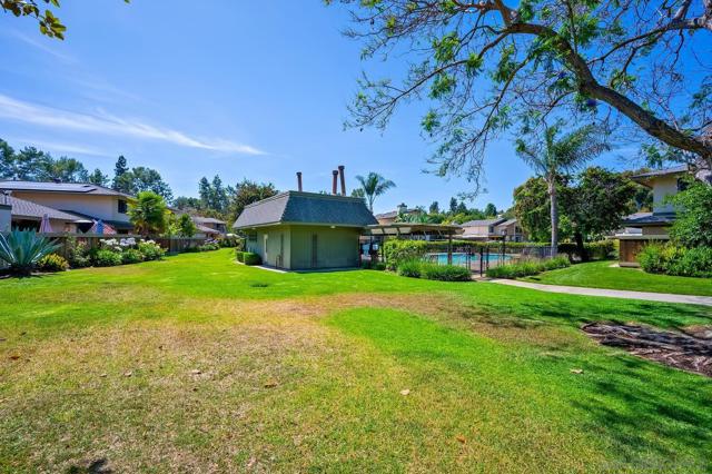 5948 Caminito Yucatan, San Diego CA: https://media.crmls.org/mediaz/3b847ce2-8c6f-42e6-be22-ce5e5c14da02.jpg