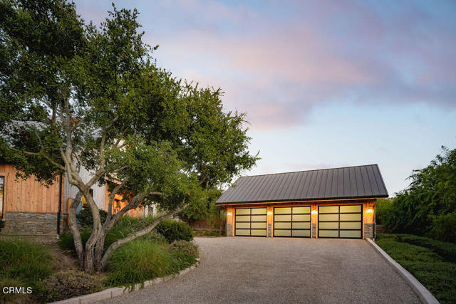 850 Sienna Way, Santa Ynez CA: https://media.crmls.org/mediaz/3b85f18b-2613-4fd1-915d-7cdb38419794.jpg