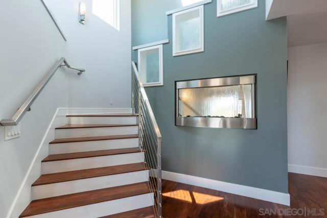 907 Ridge Heights Road, Fallbrook CA: https://media.crmls.org/mediaz/3b86e6e4-417d-4e23-b71a-aa55659ae77c.jpg