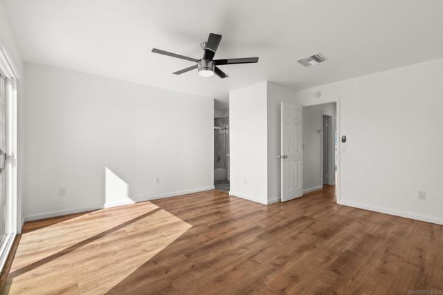 9811 Eucalyptus St, Spring Valley CA: https://media.crmls.org/mediaz/3b8849c2-5fc2-44de-a7d1-820a58e181af.jpg