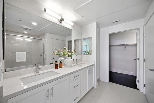 657 Walnut Street, San Carlos CA: https://media.crmls.org/mediaz/3b889f20-54ae-422d-81a8-2d9d6375e088.jpg