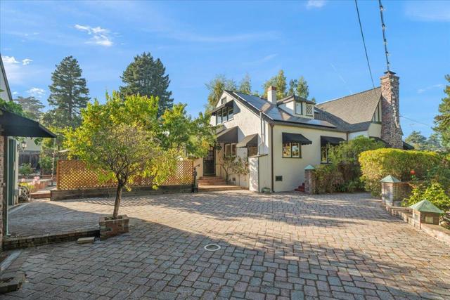 503 Van Ness Avenue, Santa Cruz CA: https://media.crmls.org/mediaz/3b88bcc3-19e9-49d8-af11-4bc8678913ce.jpg