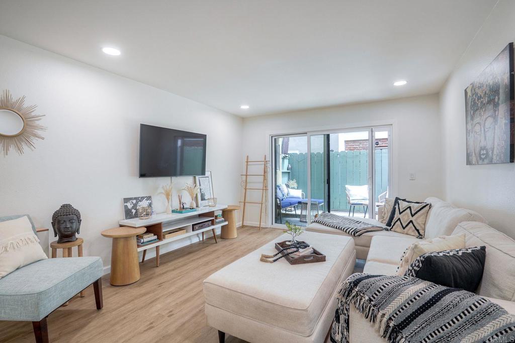 4647 Pico Street - photo 4