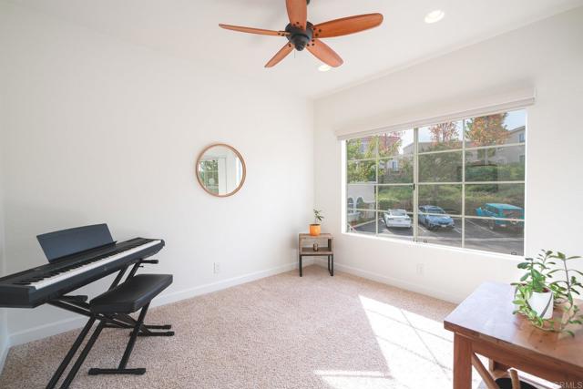 Detail Gallery Image 11 of 26 For 1526 via Risa, San Marcos,  CA 92078 - 3 Beds | 2 Baths