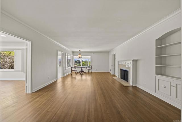 Detail Gallery Image 9 of 57 For 4811 E Alder Dr, San Diego,  CA 92116 - 5 Beds | 4 Baths