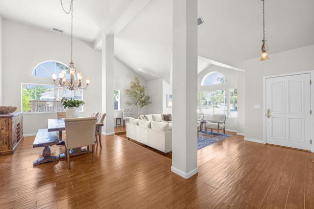 17157 Heatherwood Way, Morgan Hill CA: https://media.crmls.org/mediaz/3b8a8178-fdc9-4897-938d-627e439dc4be.jpg