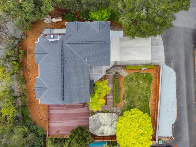 3040 Pacific Heights Drive, Aptos CA: https://media.crmls.org/mediaz/3b8a8a61-7ac3-4b34-b352-0e63c84f8c0b.jpg
