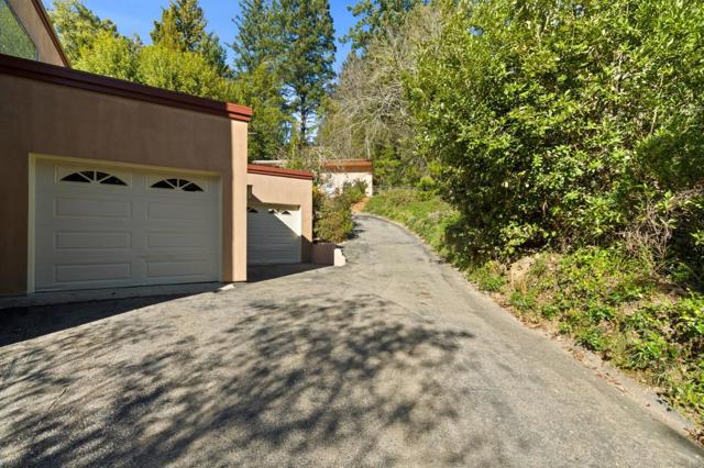 23185 Old Santa Cruz Highway, Los Gatos CA: https://media.crmls.org/mediaz/3b8ad55f-b2ea-45f5-b089-765b9c1c76b7.jpg